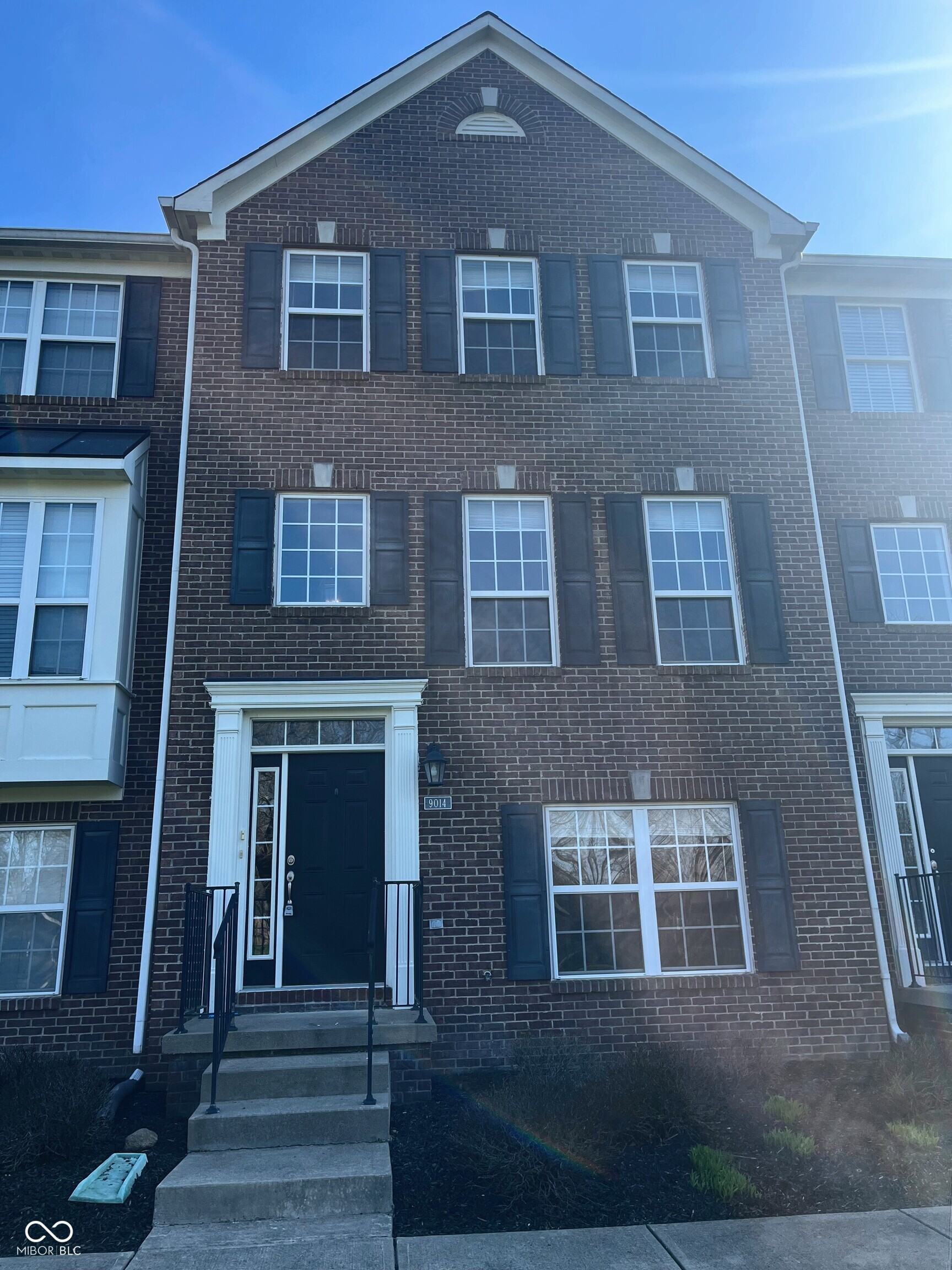 9014 Mercer Drive Fishers, IN 46038 - Photo 2 of 19