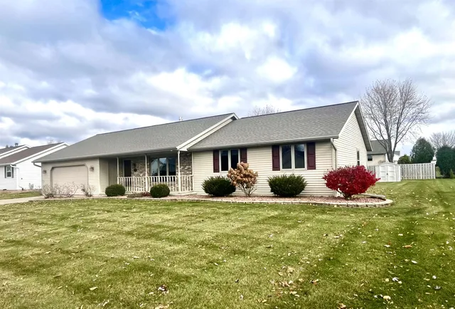 $389,900 | 2605 Altair Street, Green Bay, WI 54311