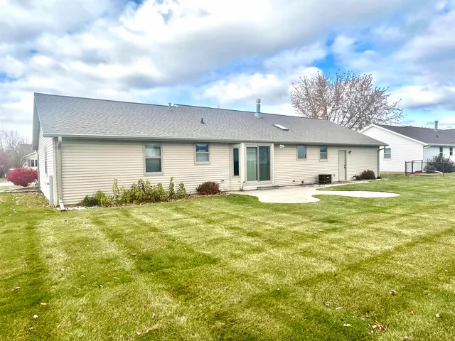 $389,900 | 2605 Altair Street, Green Bay, WI 54311