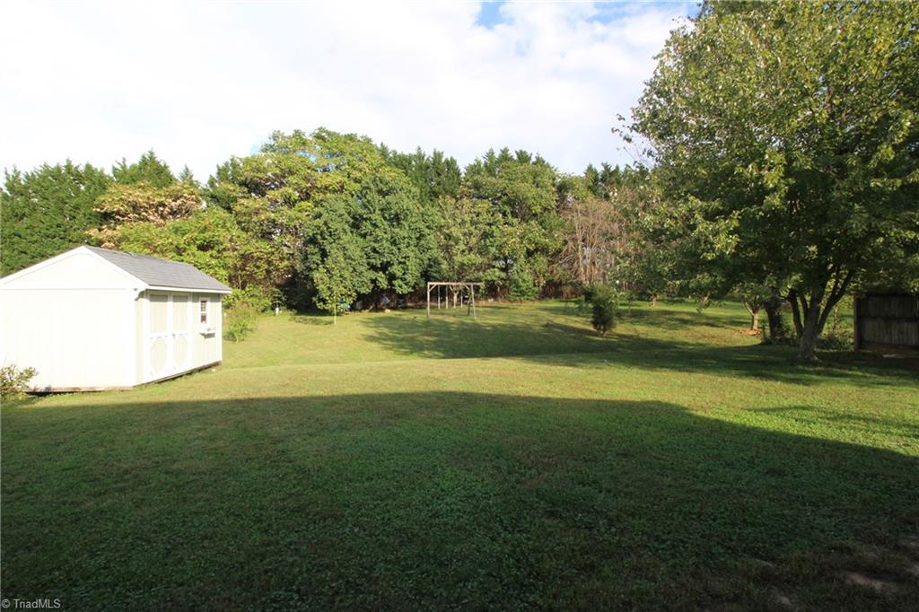 541 Covington Ridge Road Winston-Salem, NC 27107 - Photo 16 of 17 Gallery Image 16