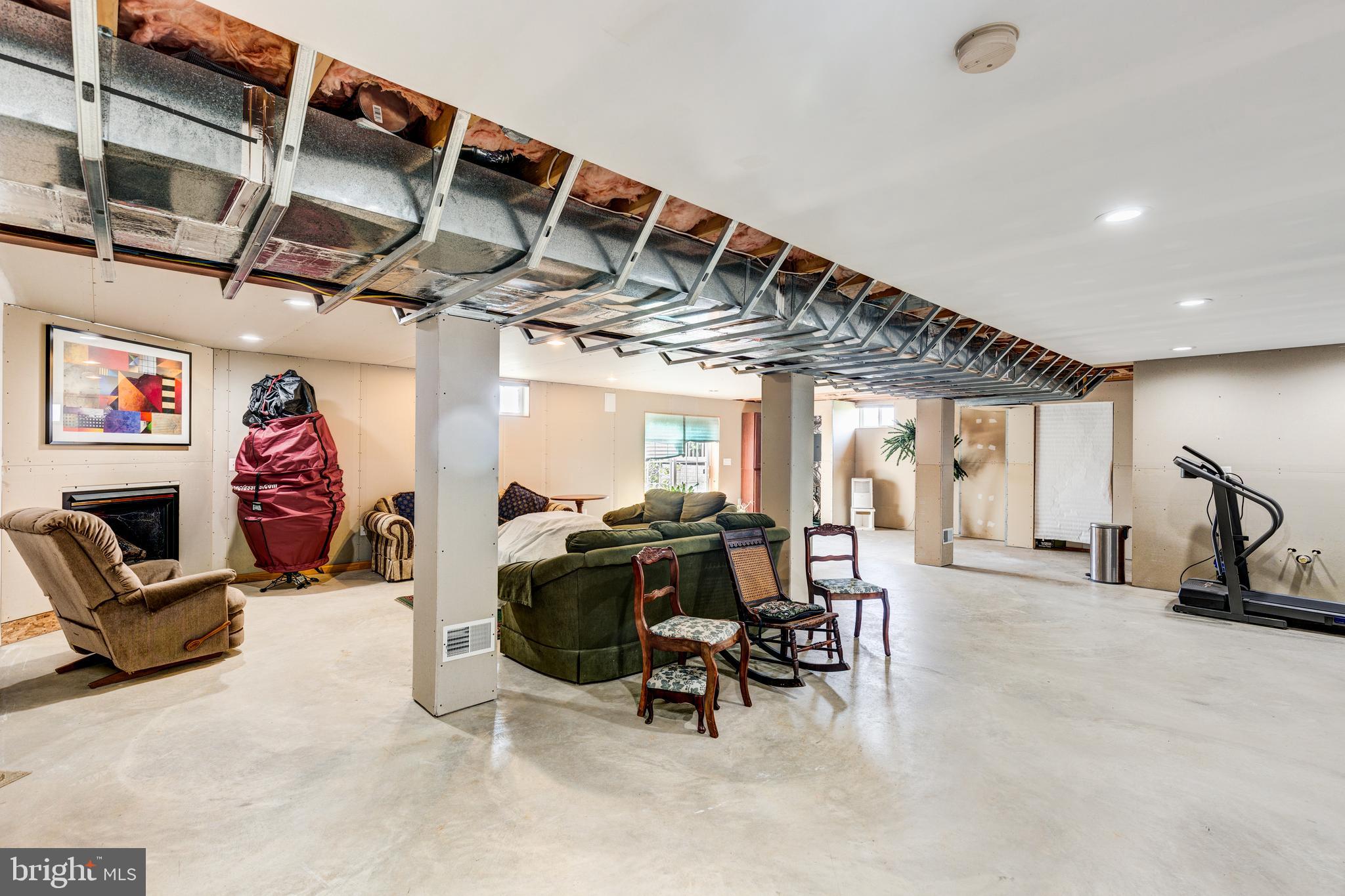 673 Deer Park Road Westminster, MD 21157 - Photo 43 of 59 Gallery Image 43