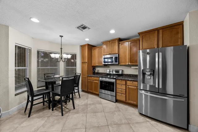 $4,000 | 1622 South Club Drive, Wellington, FL 33414