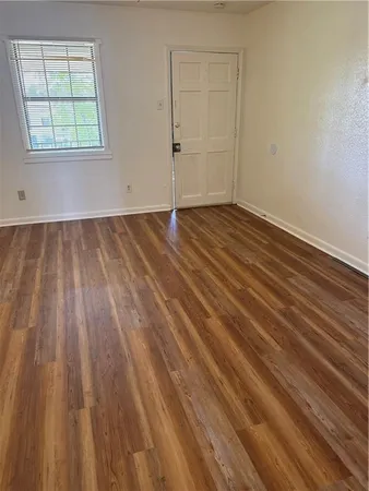 $875 | 8415 Airline Drive, Unit B10, Metairie, LA 70003