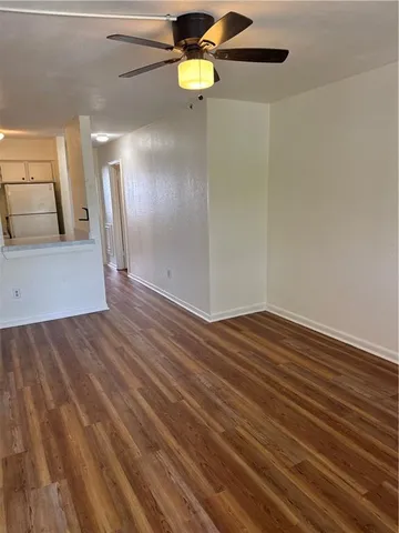 $925 | 8415 Airline Drive, Unit B10, Metairie, LA 70003