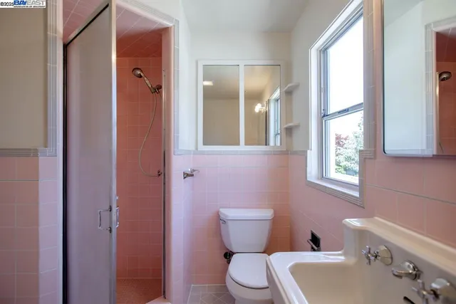 $1,095,000 | 920 Centennial Avenue, Alameda, CA 94501