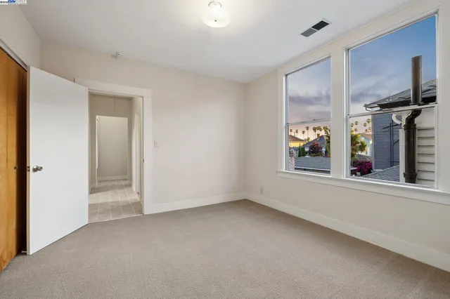 $1,095,000 | 920 Centennial Avenue, Alameda, CA 94501