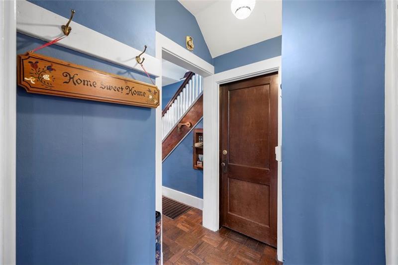 508 Cascade Road Pittsburgh, PA 15221 - Photo 15 of 37 a view of an entryway