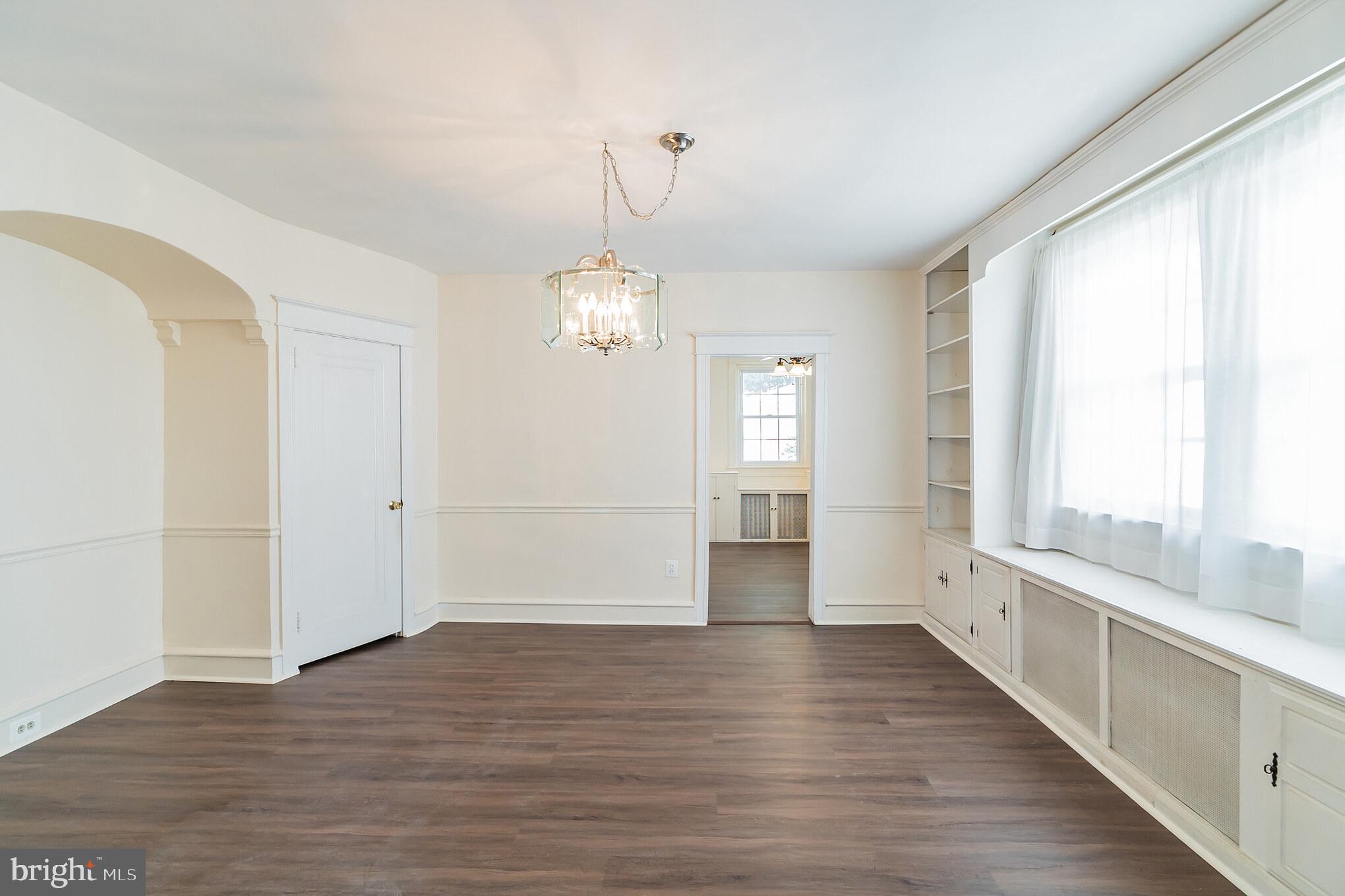 621 Arbor Road Cheltenham, PA 19012 - Photo 11 of 35 Dining Room