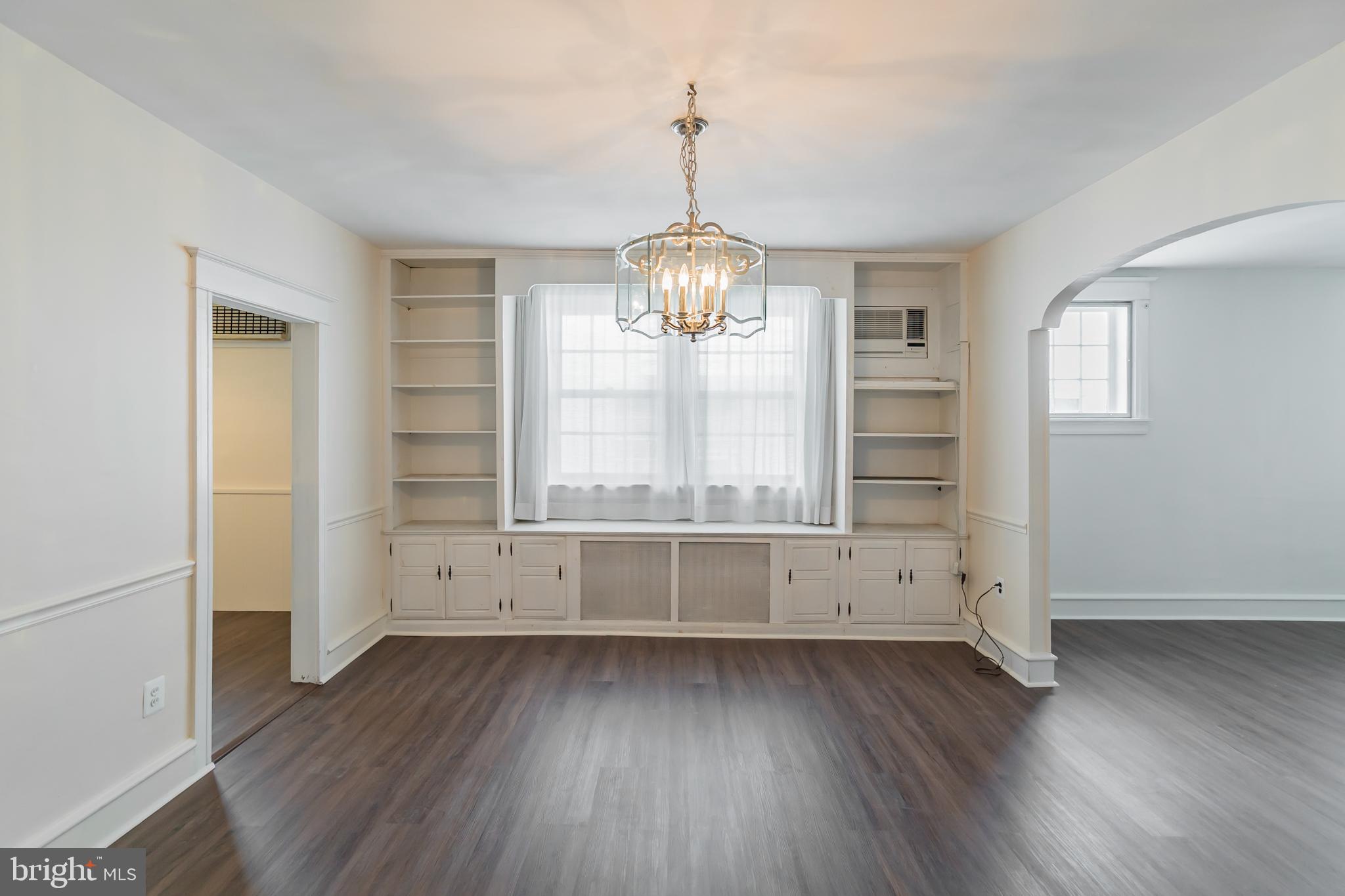 621 Arbor Road Cheltenham, PA 19012 - Photo 14 of 35 Built-Ins