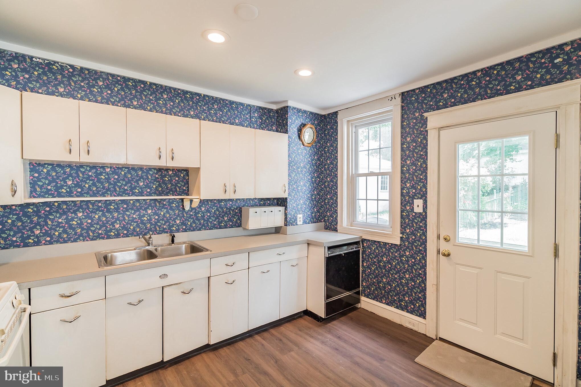 621 Arbor Road Cheltenham, PA 19012 - Photo 21 of 35 Kitchen