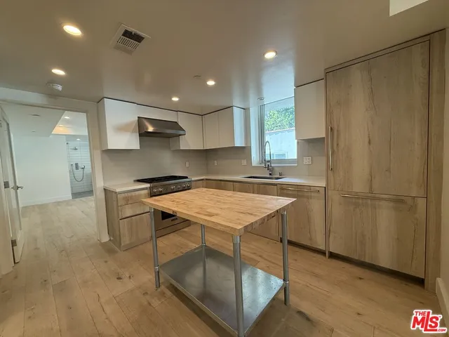 $5,495 | 8210 Fountain Avenue, Unit 103, West Hollywood, CA 90046