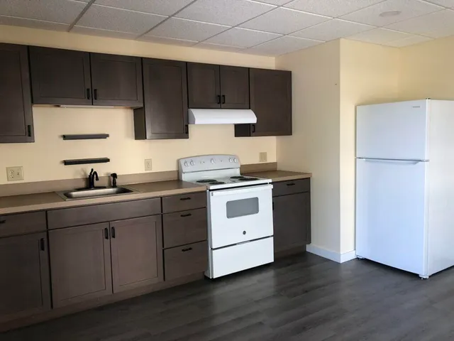 $1,700,000 | 129 Perham Street, Farmington, ME 04938