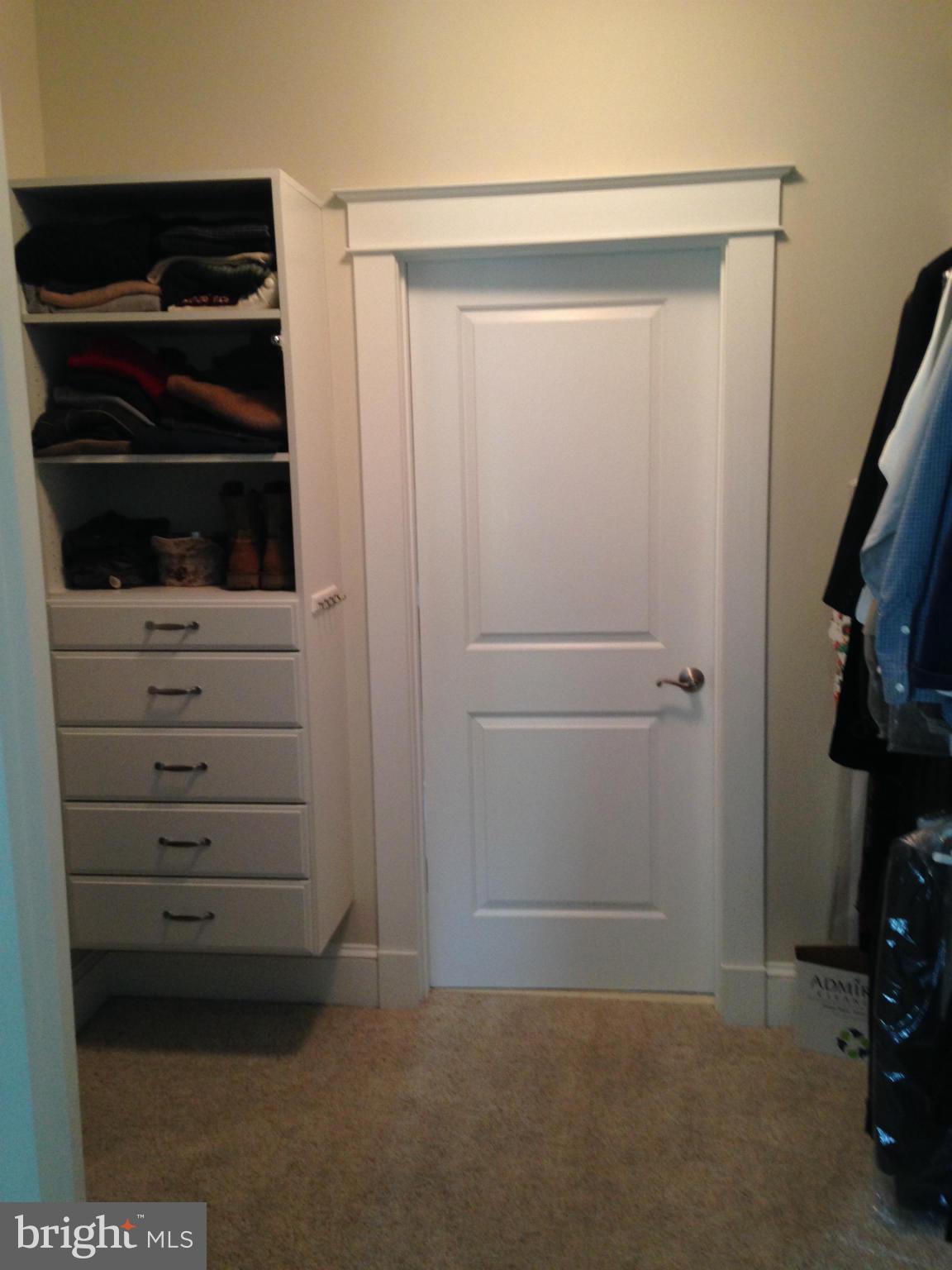 904 Ridgewood Street Annapolis, MD 21401 - Photo 11 of 29 Interior (General)