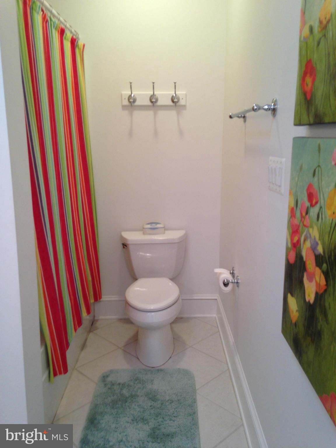 904 Ridgewood Street Annapolis, MD 21401 - Photo 19 of 29 Bath