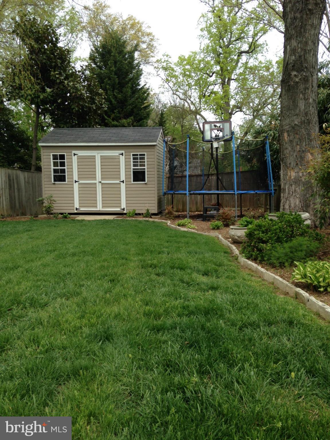 904 Ridgewood Street Annapolis, MD 21401 - Photo 6 of 29 Exterior (Rear)