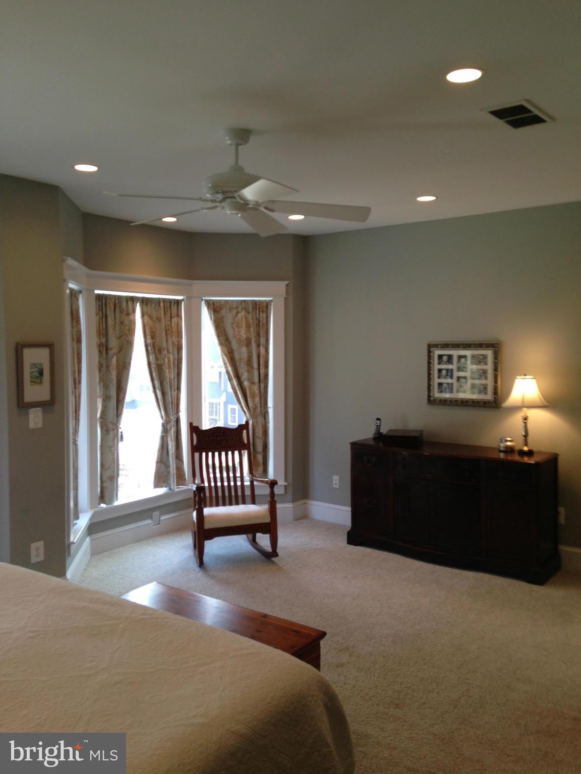 904 Ridgewood Street Annapolis, MD 21401 - Photo 10 of 29 Interior (General)