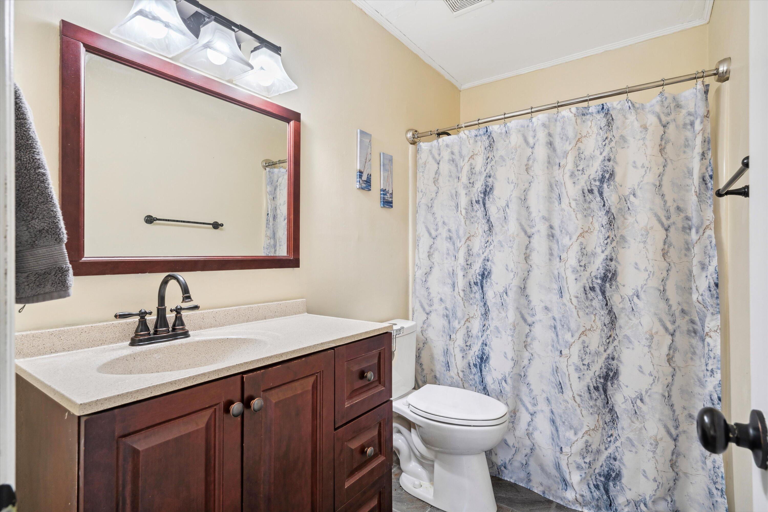 404 Terrier Road Goose Creek, SC 29445 - Photo 23 of 27 Upstairs Bathroom