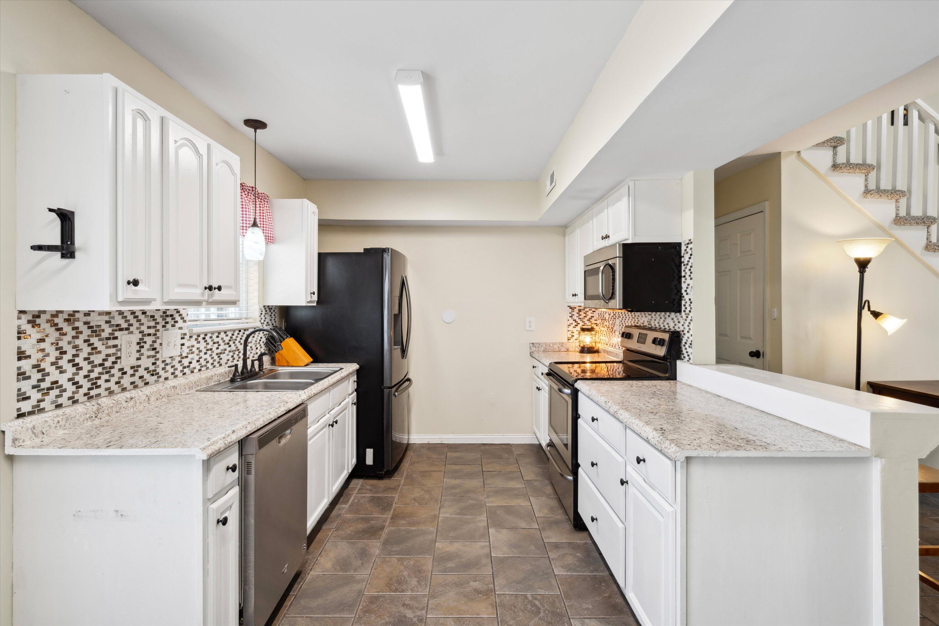 404 Terrier Road Goose Creek, SC 29445 - Photo 7 of 27 Kitchen 2