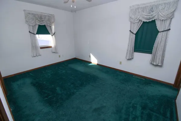 $259,900 | 105 5th Street Northeast, Melrose, MN 56352