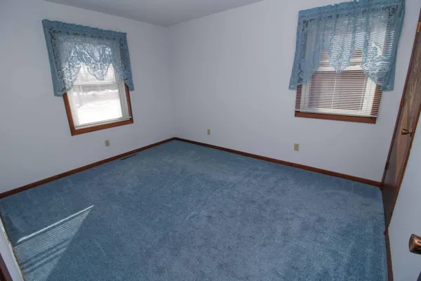 $259,900 | 105 5th Street Northeast, Melrose, MN 56352