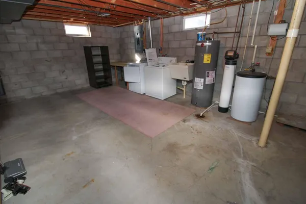 $259,900 | 105 5th Street Northeast, Melrose, MN 56352