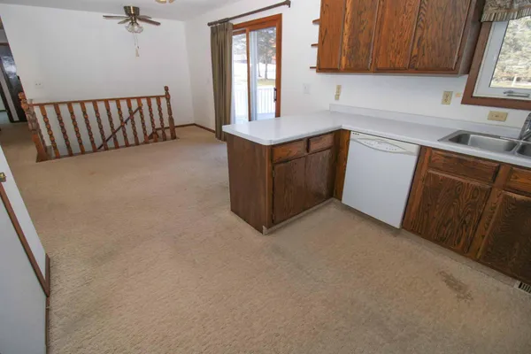 $259,900 | 105 5th Street Northeast, Melrose, MN 56352