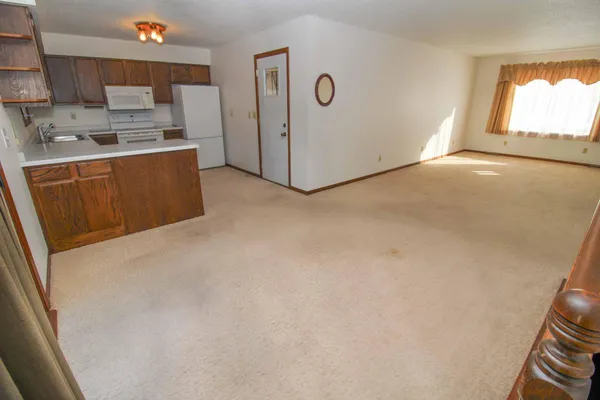 $259,900 | 105 5th Street Northeast, Melrose, MN 56352