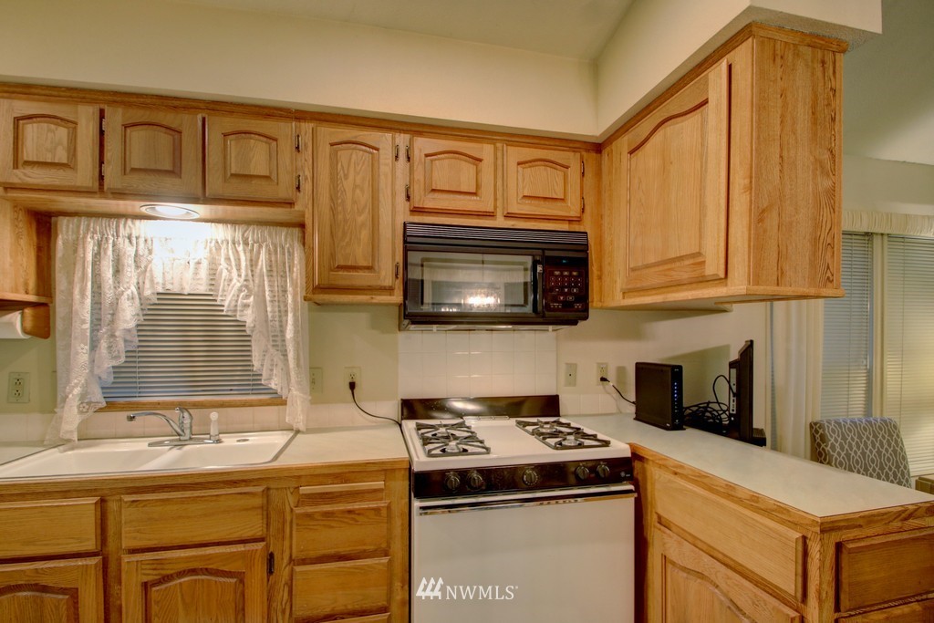 64-1 Gold Nuget Road Deming, WA 98244 - Photo 11 of 38 Gallery Image 11