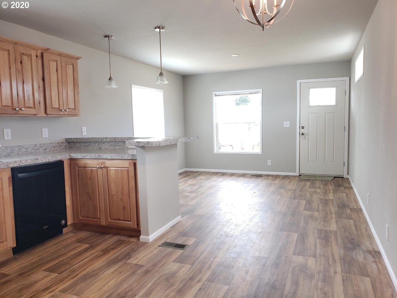 515 Southeast Sheridan Road, Unit 5 Sheridan, OR 97378 - Photo 7 of 15 Gallery Image 7