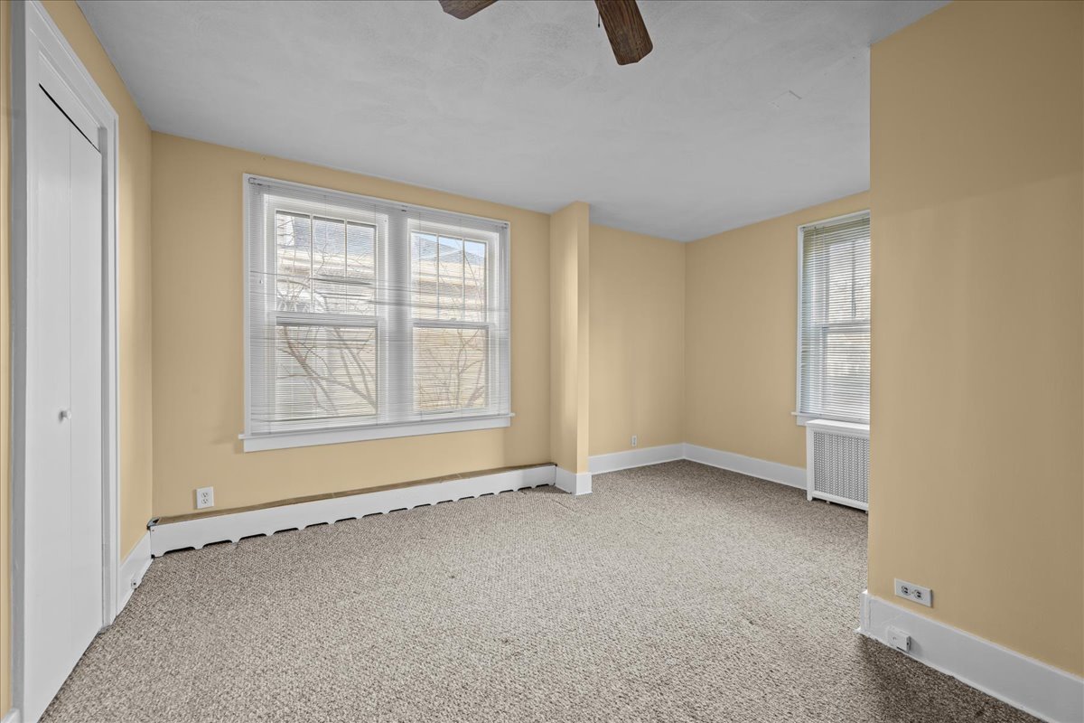1211 Griffith Road Lake Forest, IL 60045 - Photo 8 of 15 an empty room with windows