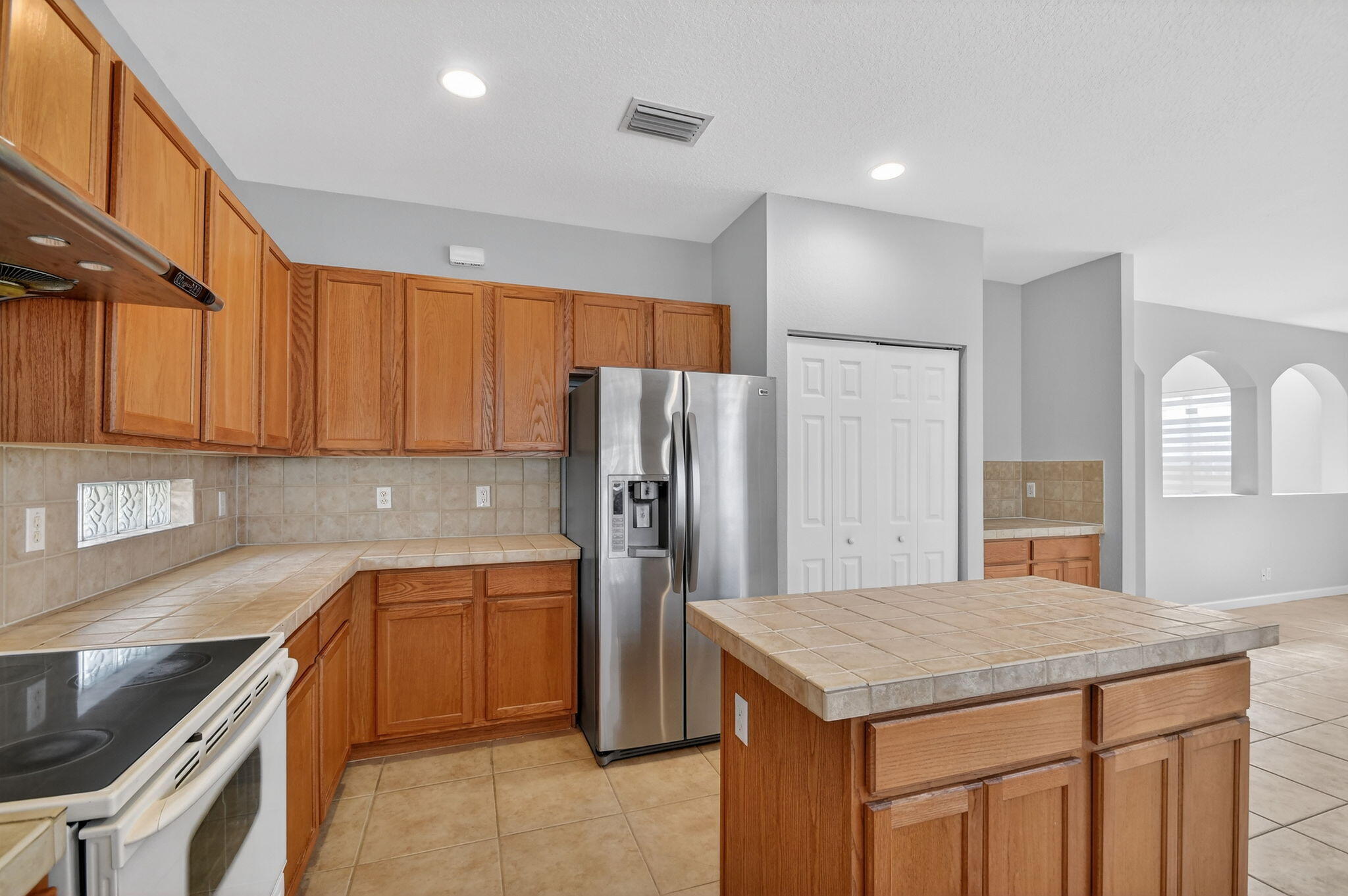 1053 Center Stone Lane Riviera Beach, FL 33404 - Photo 15 of 51 Kitchen Area