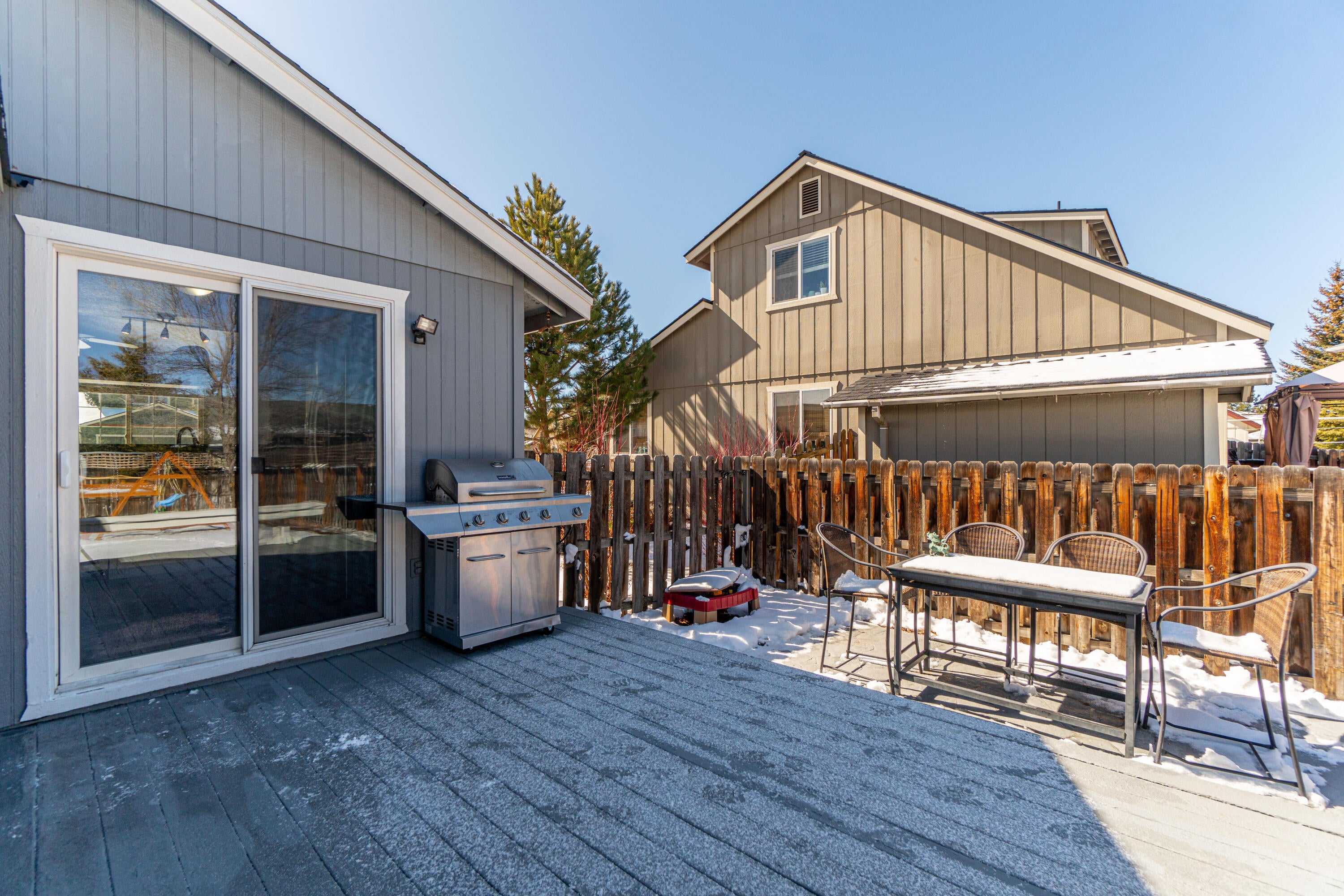 20764 Amber Way Bend, OR 97701 - Photo 22 of 34 23