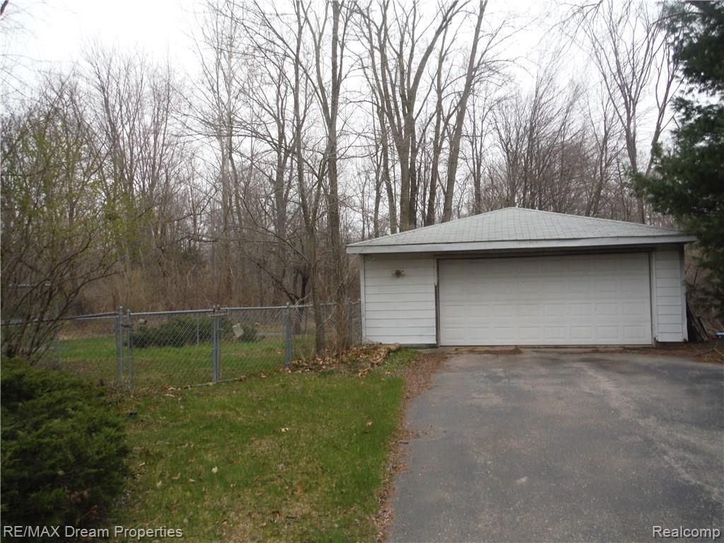 9371 Willow Road Willis, MI 48191 - Photo 21 of 22 DSCF7141.JPG