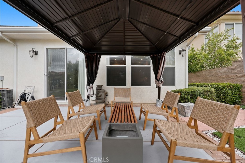 20356 Vía Cellini Porter Ranch, CA 91326 - Photo 55 of 62