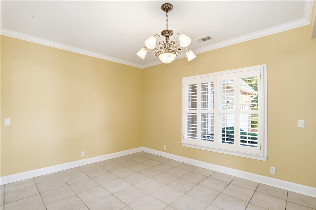 171 West Commons Drive St. Simons Island, GA 31522 - Photo 8 of 39 Formal Dining Room