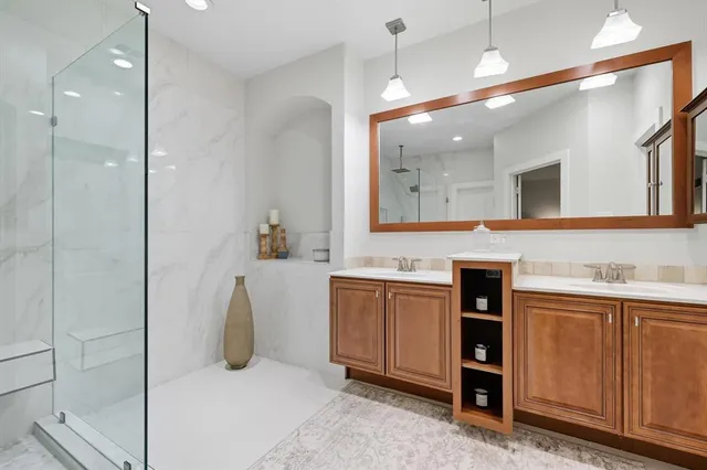 $434,900 | 934 Brook Forest Lane, Euless, TX 76039