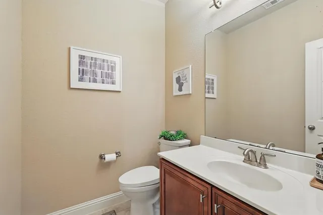 $434,900 | 934 Brook Forest Lane, Euless, TX 76039