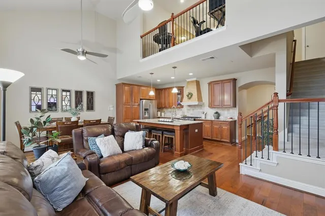 $434,900 | 934 Brook Forest Lane, Euless, TX 76039