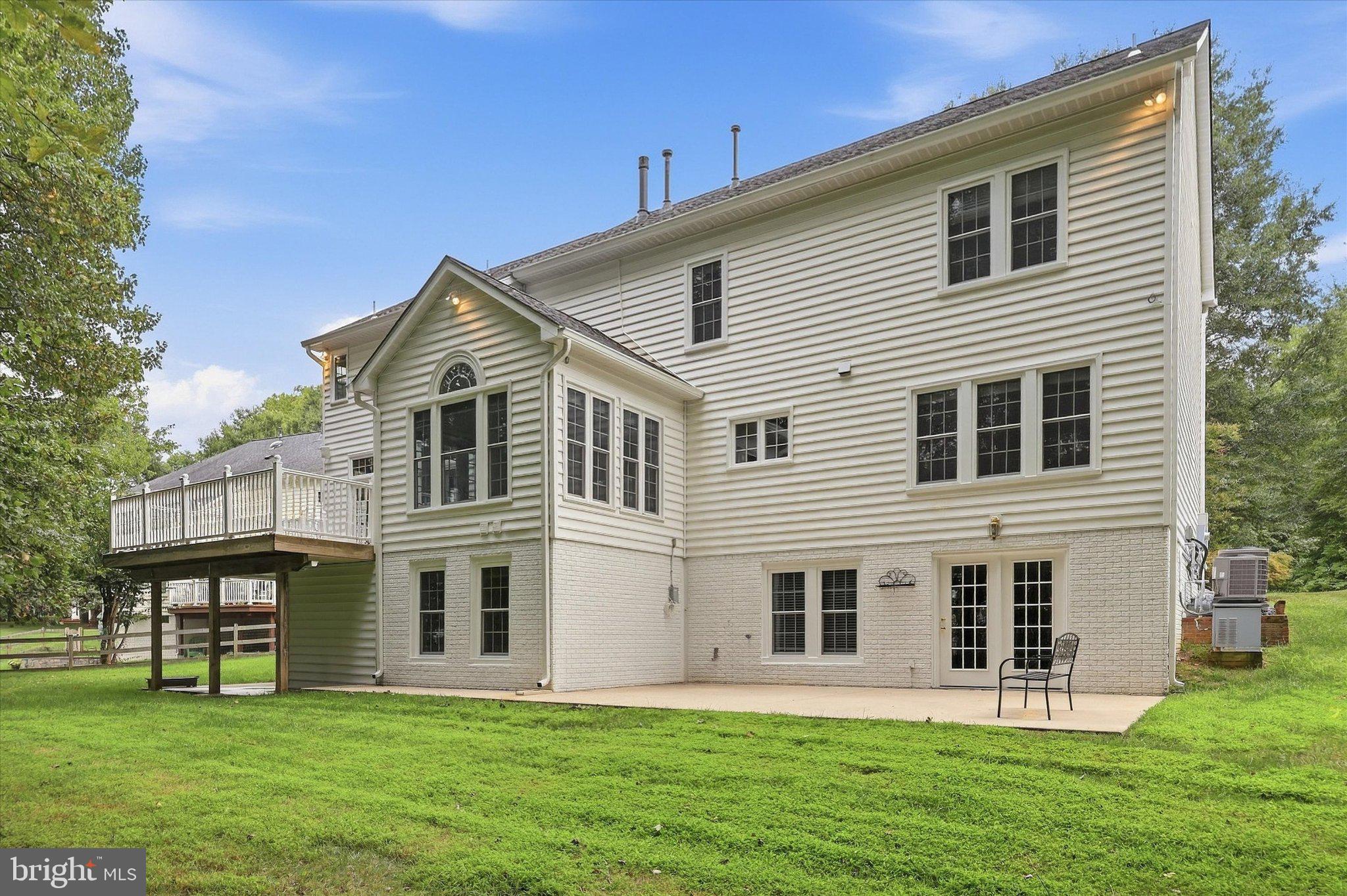4509 Random Ridge Circle Olney, MD 20832 - Photo 46 of 54 Exterior Rear