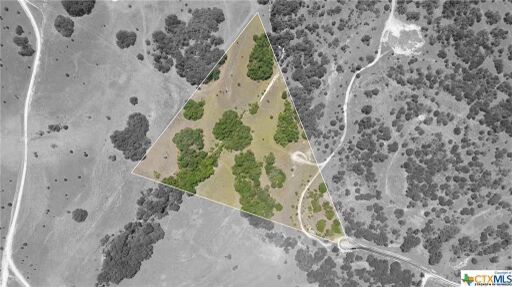 580 East 0123 Kempner, TX 76539 - Photo 11 of 15 An aerial perspective reveals a generously sized, partially wooded lot, perfect for building.