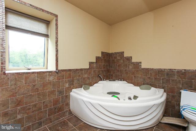 819 Corbett Road Monkton, MD 21111 - Photo 28 of 30 Interior (General)