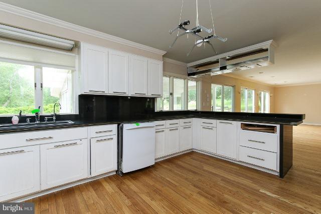 819 Corbett Road Monkton, MD 21111 - Photo 10 of 30 Interior (General)