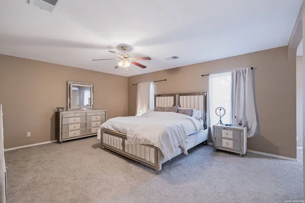 $2,400 | 415 Bluegrass Creek, San Antonio, TX 78253