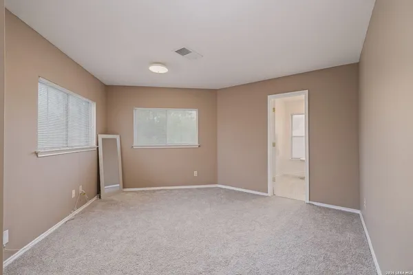 $2,400 | 415 Bluegrass Creek, San Antonio, TX 78253