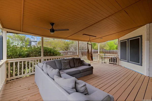 $2,400 | 415 Bluegrass Creek, San Antonio, TX 78253