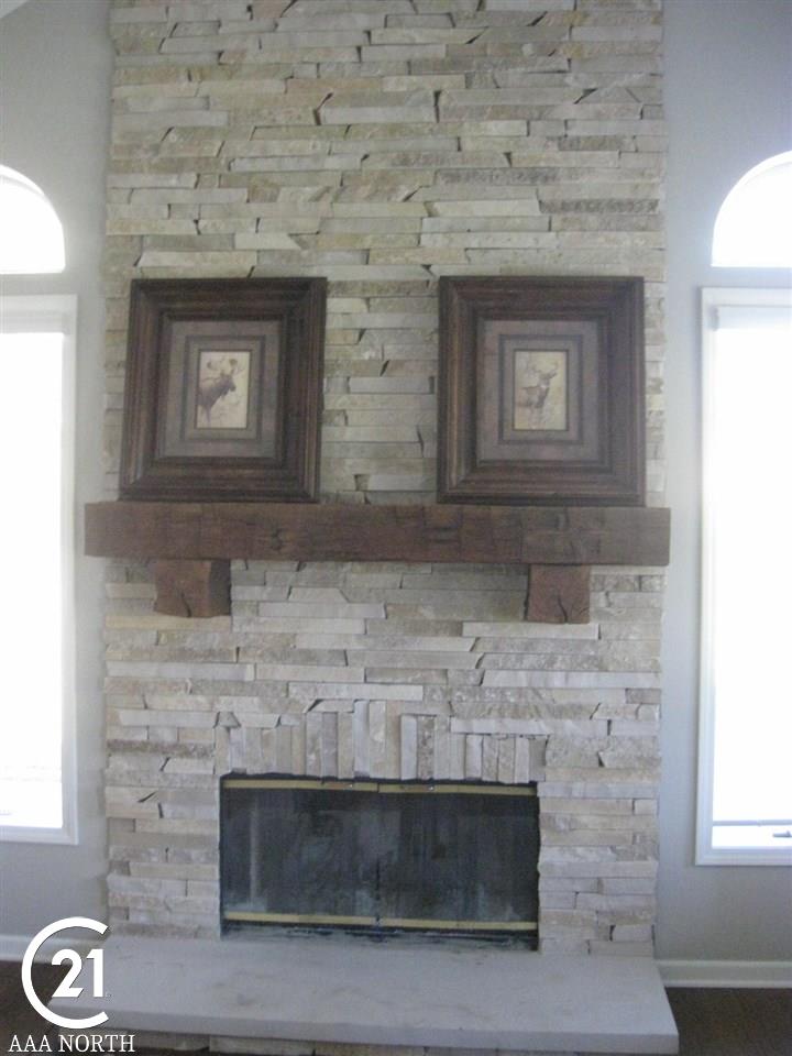 1066 Bloomer Road Rochester Hills, MI 48307 - Photo 13 of 21