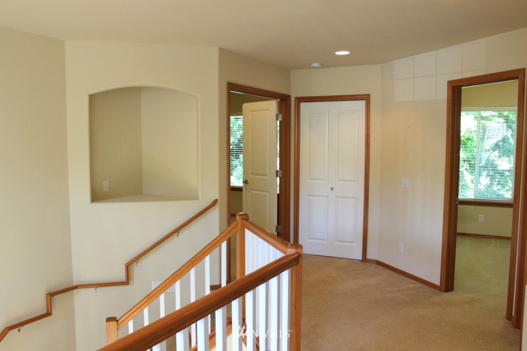 3729 160th Place Southeast Bothell, WA 98012 - Photo 11 of 19 Gallery Image 11