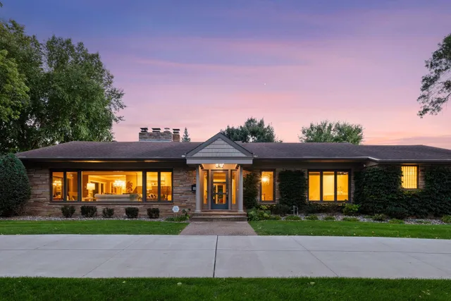 $1,750,000 | 4801 Woodhill Way, Edina, MN 55424