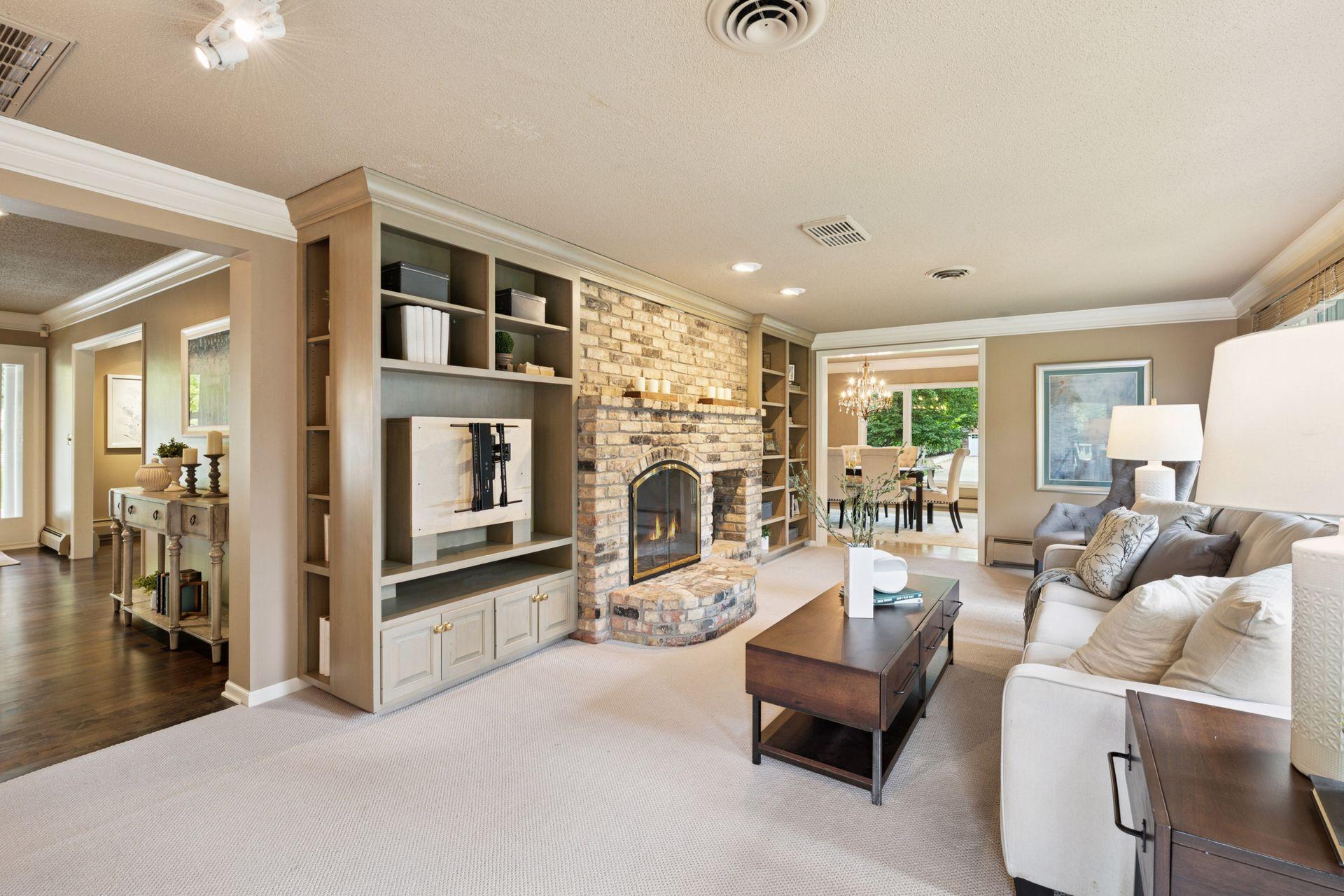 4801 Woodhill Way Edina, MN 55424 - Photo 16 of 61