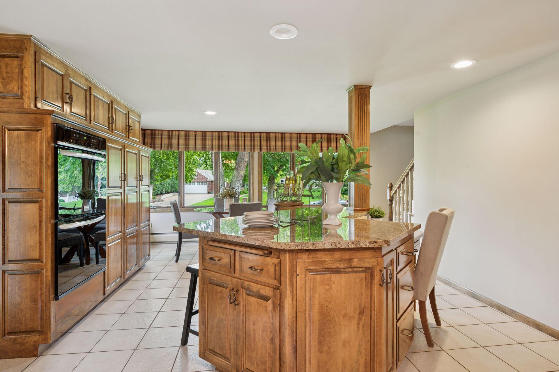 4801 Woodhill Way Edina, MN 55424 - Photo 19 of 61